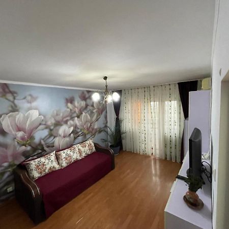 Апартаменты Apartament Magnolia, Piata Gorjului- Metrou Бухарест Экстерьер фото